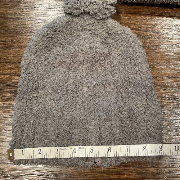 NWT Barefoot Dreams Pom Pom Beanie + Scarf Set CozyChic Knit Charcoal Gray - Picture 6 of 8